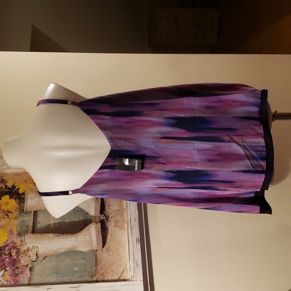 Torrid Tank - Picture 6 of 11